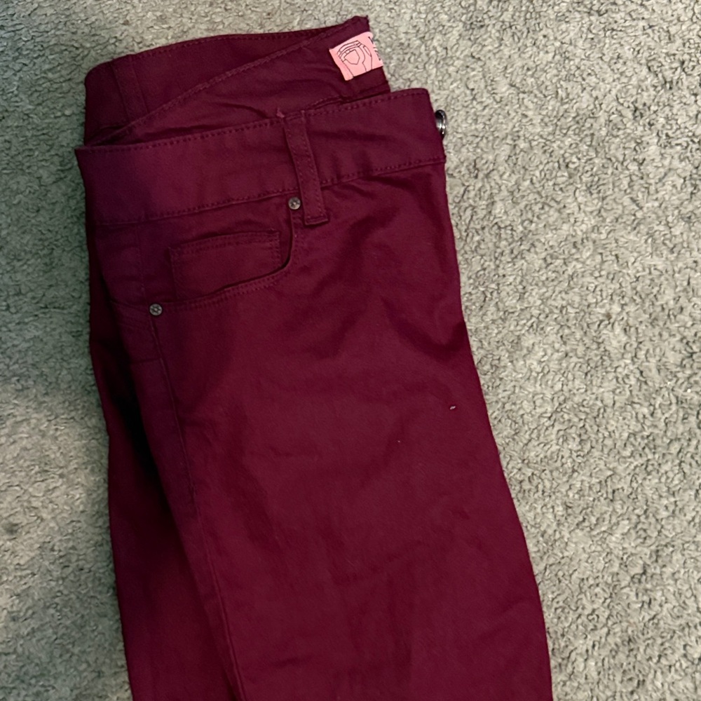 Women's Burgundy Jeans